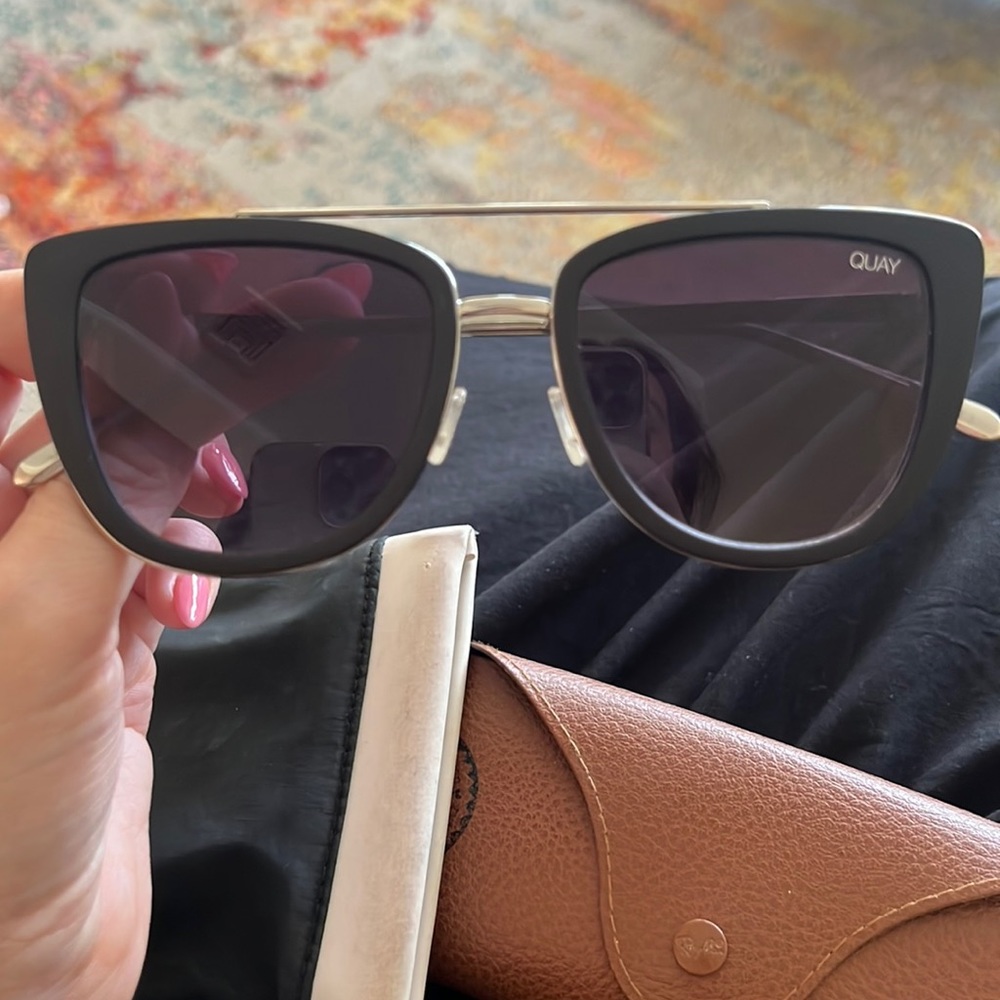 Quay Australia sunglasses gently used